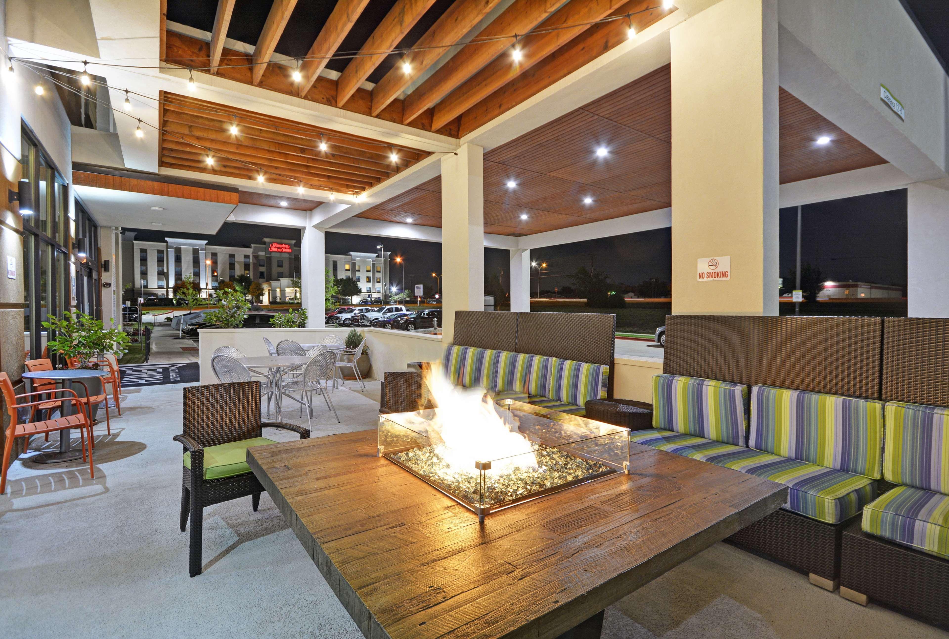 Home2 Suites By Hilton Dallas Desoto Exteriör bild